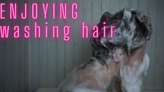 Clips 4 Sale - Enjoying washing hair