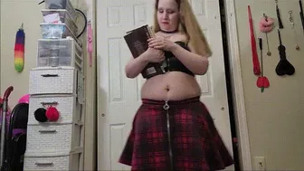 Clips 4 Sale - Bookworm Catches You