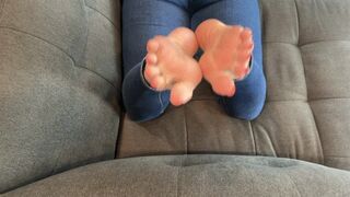 Clips 4 Sale - Stroke To My Sexy Feet (JOI Countdown)