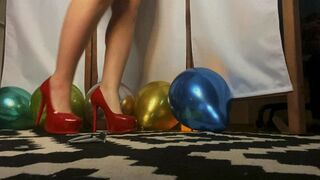Clips 4 Sale - POPPING A LOT OF BALLOONS (compilation)