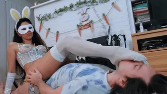 Clips 4 Sale - Easter Foot Worship