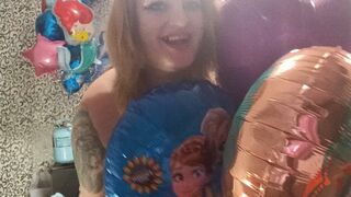 nacked girl more pop hellium balloons