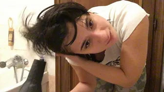 Clips 4 Sale - Relax Listening To The Sound Of The Dryer While I Dry My Hair