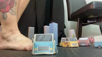 Clips 4 Sale - Giantess Destroying Car