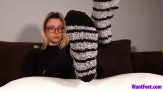 Clips 4 Sale - Viky Fuzzy Socks - 4K MP4