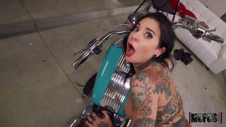 Squirting Biker Babe Fucks The Mechanic