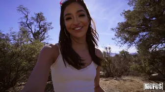 Stranded Teens - Deep In The Woods