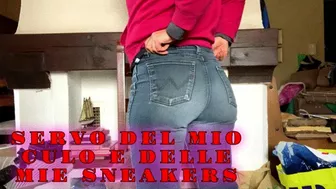 Clips 4 Sale - Servant Of My Ass And My Sneakers