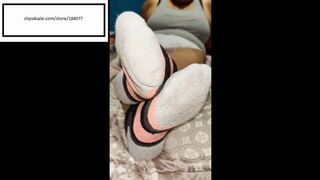 Clips 4 Sale - Delicious Cleaned the yard up in these SOCKS and shoes