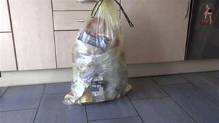 Clips 4 Sale - Trash bag crushing 23