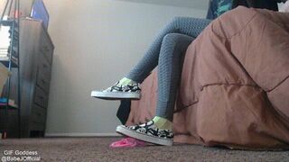Clips 4 Sale - Toe Tapping on FAKE worms in Skull Vans 2 - The Other Foot