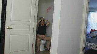 Clips 4 Sale - ANGELS DESERVE TO PEE AND SING IT LOUD