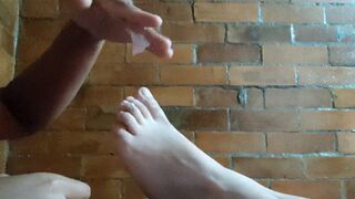 Clips 4 Sale - her feet are small, soft and beautiful i love touching them i imagine licking them and rubbing my penis with them