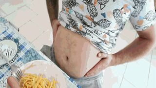 Clips 4 Sale - Clyde is very hungry AVI(1280*720)HD