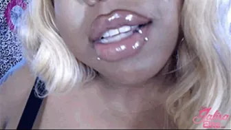 Clips 4 Sale - Cum For BIG Glossy Kisses (MP4 Version)