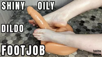 Clips 4 Sale - Shiny Oily Dildo Footjob MP4