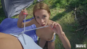 I Know That Girl - Amazing outdoor sex action with a gorgeous beauty Mia Bandini