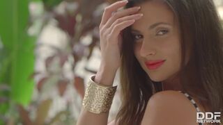1 By Day - Sensual Outdoor Masturbation with Leggy Hot Ukrainian Newcomer Jasmine Jazz