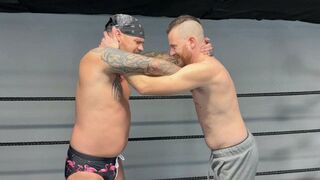 SMFC-49 David Angell vs Aaron Hummer wrestling practice (wmv format)