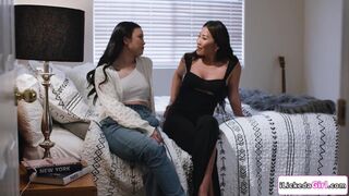 Petite asian seducing lesbian neighbor