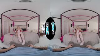 First VR Creampie Porn With Toy Using Blonde Jessie Saint