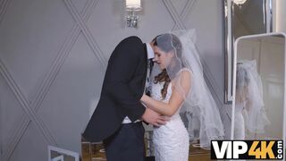 Bride cant resist and seduces him to fuck before wedding