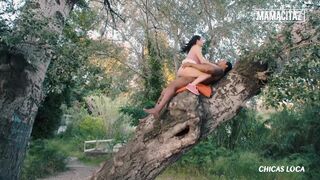 Big Tits Francesca Di Caprio Fucks On A Tree With BBC