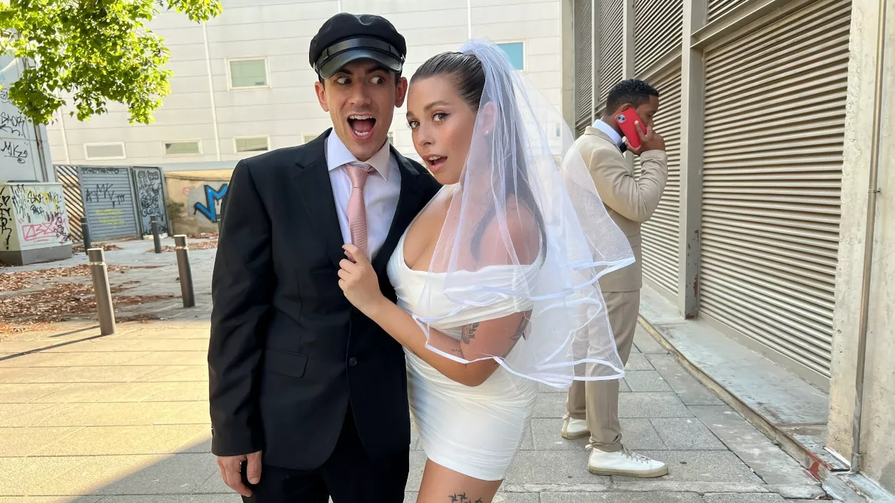 Chauffeur Fucks The Sexy Bride - FAPCAT