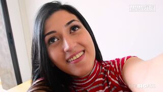 Colombian Babe Lola Puentes Calls Her BFFs To Fuck Her Good