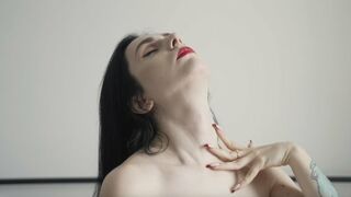 Clips 4 Sale - Beautiful goddess neck (720p)