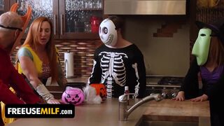 When It Comes To Halloween Pranks, Nobody Is Better Than These 3 Naughty Step Siblings - FreeUseMilf