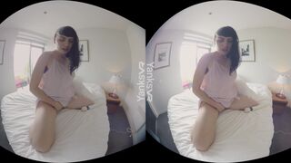 Yanks VR Presents Marina's Spectacular Orgasm