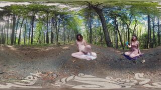 Tempting Yanks VR Turquoise Masturbating Outdoors In 3D Video