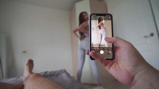 Porn Babe On Leggings Pays Photographer Real Sex