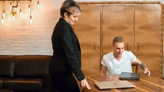 Tutor 4K - Tutor Makes Man Weak In His Knees So He Cant Stop Fucking MILF