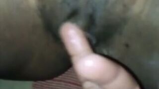 Fingering my Girlfriend for 10 Mins (Part 1)