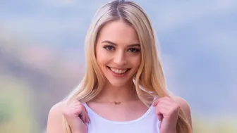 Cherry Pimps - Cute-Looking Teen Blonde Lily Larimar Takes A Big Dick In Her Small Mouth