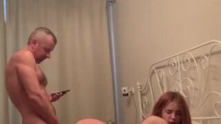 19 Years old Tinder Girl Likes to get Filmed while Fucked on the first Date