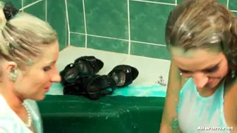 Opening porn video – AllWam - Wetlook In White
