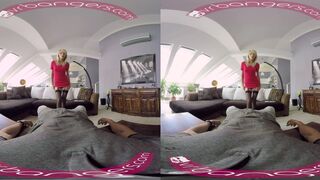 KATY ROSE LADY IN RED – BLONDE GIRL IN STOCKINGS VR HD