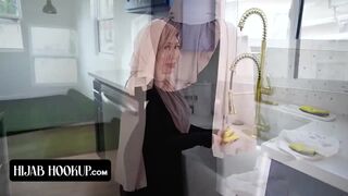 Thick Hijab Wife Tokyo Lynn Can No Longer Resists Her Horny Husband