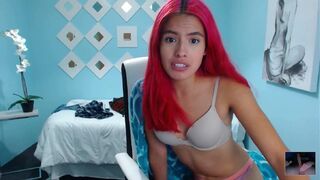 Camgirls Reactions to Big Cock 2