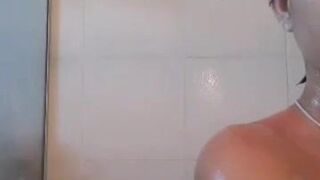 Cute Periscope Hoe Shower