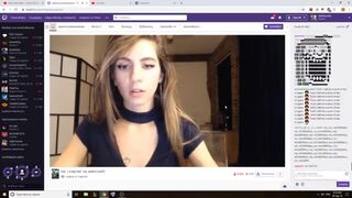 Teen girl masturbates on Twitch