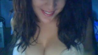 Amie 20 Showing Her Pretty BIG Tits On Cam. • www.hfcam.blogspot.com