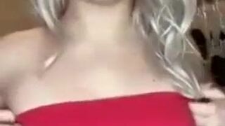 Quite The Hottie On Periscope