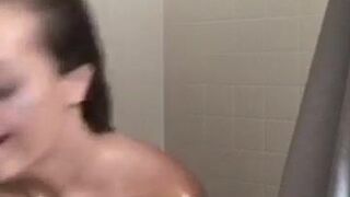Periscope baddie in shower talking to her viewers
