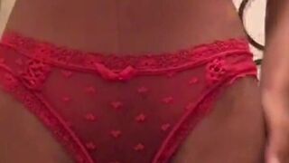 Hot little girl dancing in her panties and showing her pussy on the periscope
