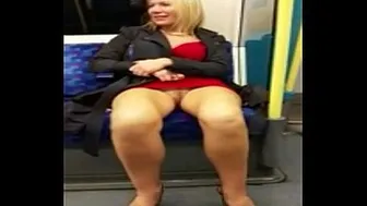 WHITE WOMAN SHOW