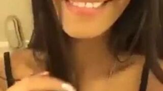 poonam pandey nipples on instagram live video